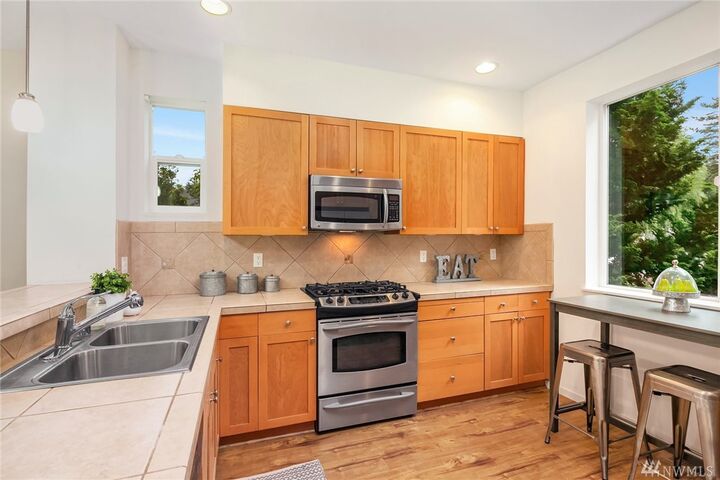 Property Photo:  10907 124th Ave NE  WA 98033 