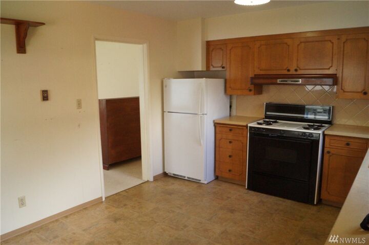 Property Photo:  11 Pierce St  WA 98550 