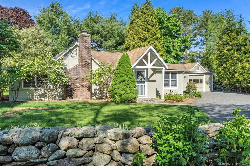 Property Photo:  33 Smiths Neck Road  CT 06371 