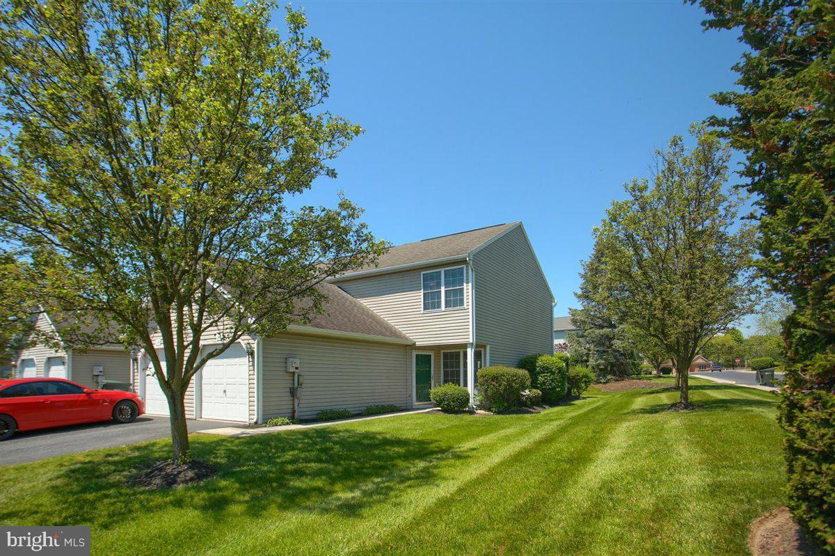 Property Photo: 141 Heron Way PA 17013