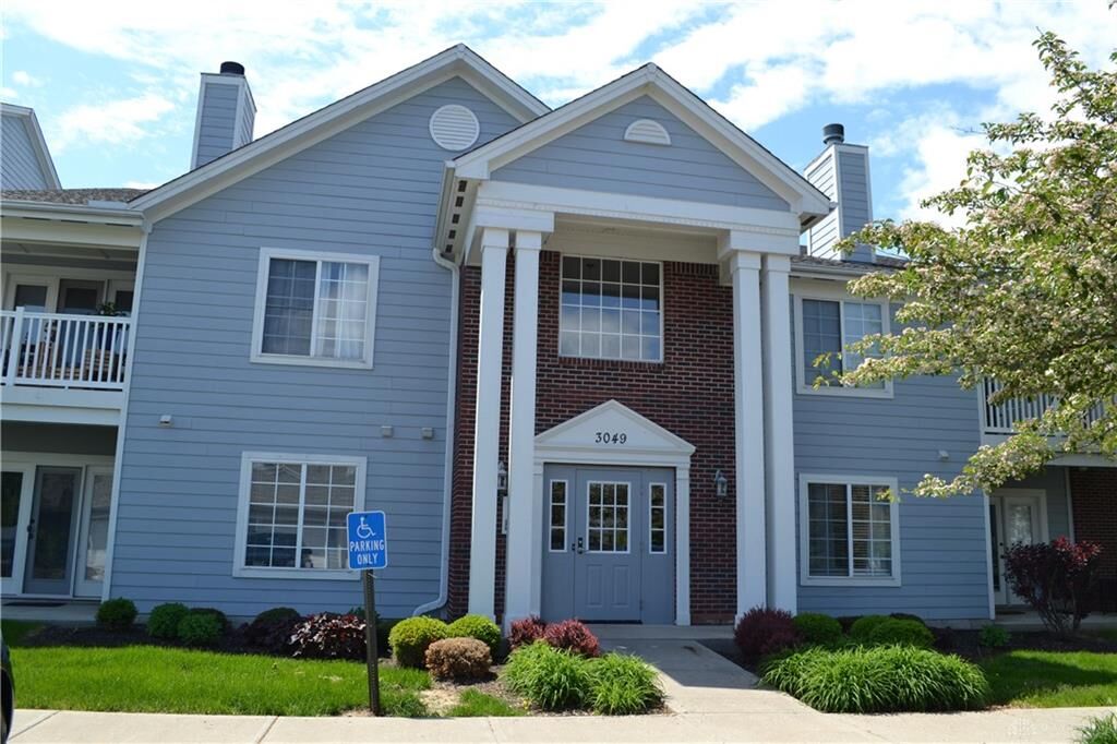 Property Photo: 3049 Westminster Drive 206 OH 45431