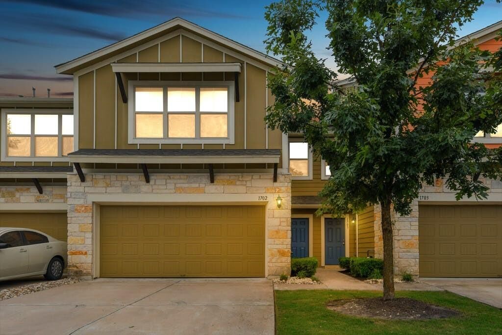 Property Photo: 1620 Bryant Drive 1702 TX 78664