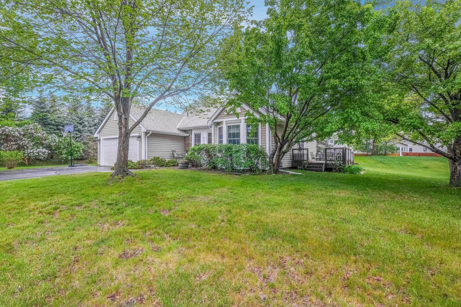 Property Photo:  517 Tyne Lane  MN 55123 