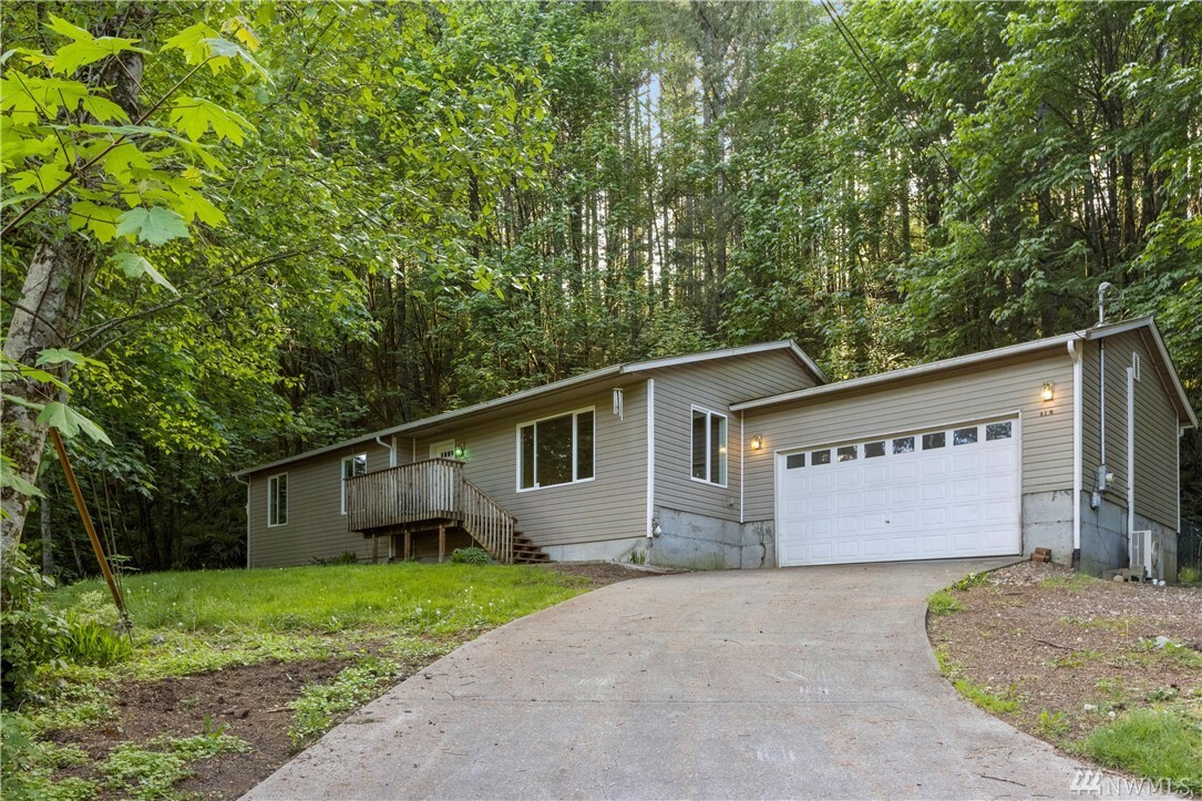 Property Photo:  61 NE Steelhead Dr N  WA 98528 