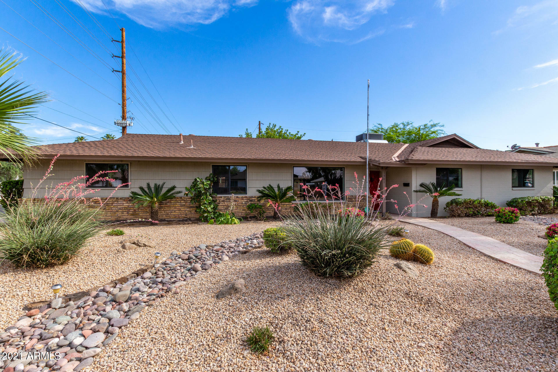 Property Photo:  1501 W Tuckey Lane  AZ 85015 