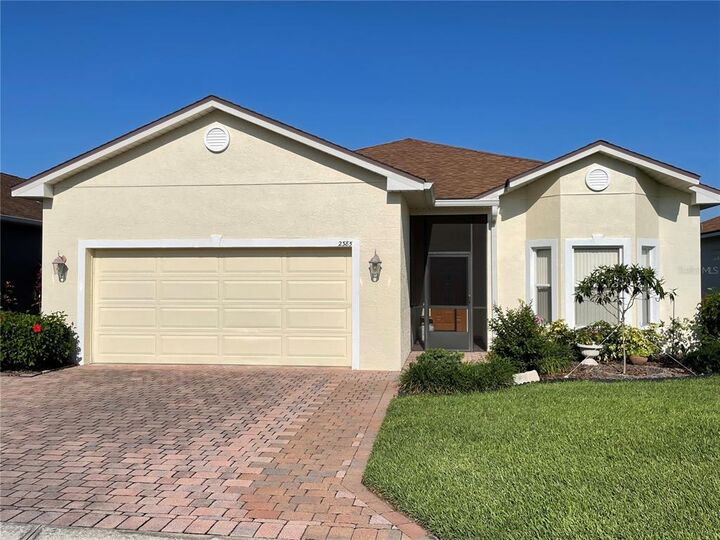 Property Photo: 2385 Salzburg Loop FL 33884