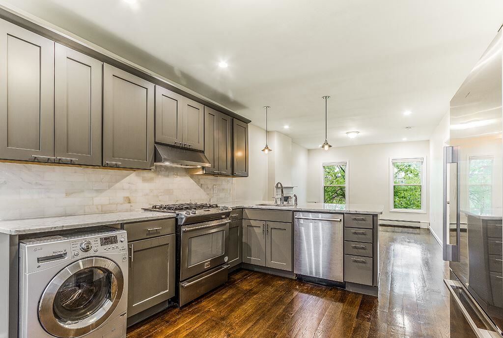 Property Photo: 244 1st St 3 NJ 07302