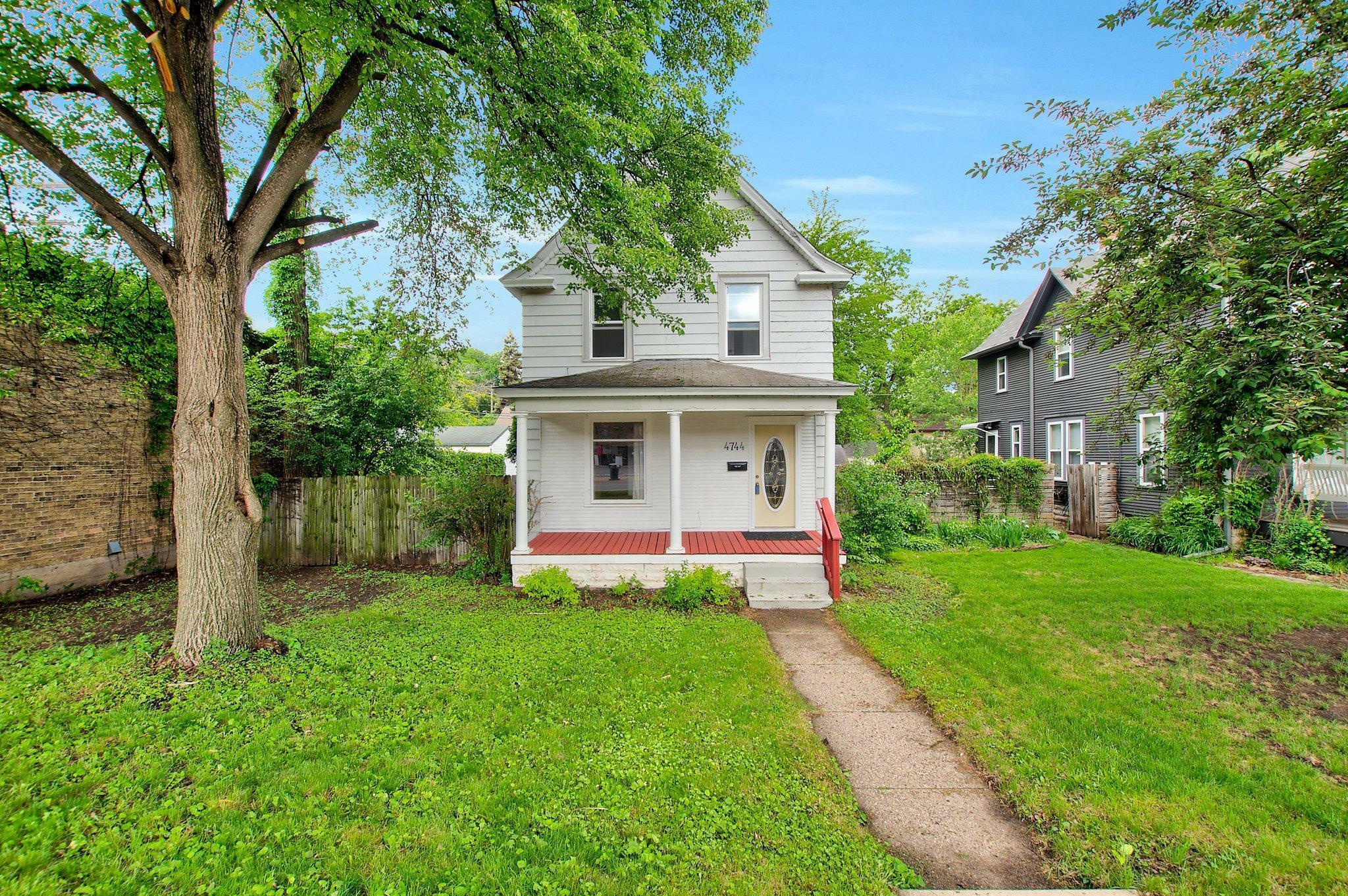 Property Photo:  4744 Nicollet Avenue  MN 55419 