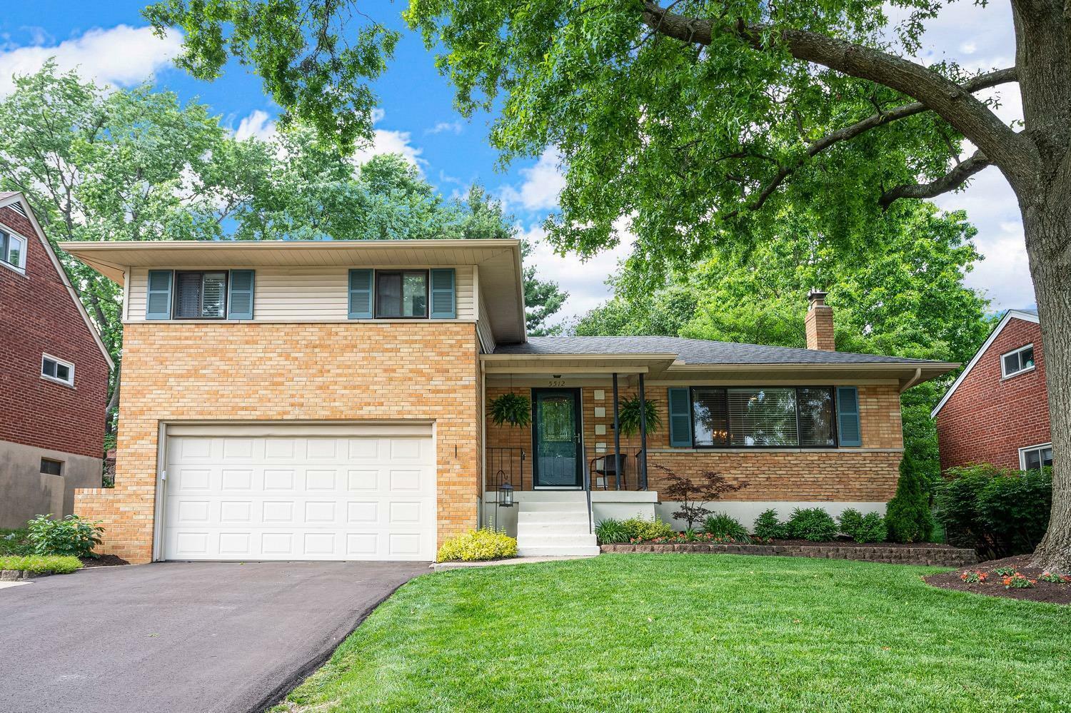 Property Photo: 5512 Green Acres Ct OH 45248
