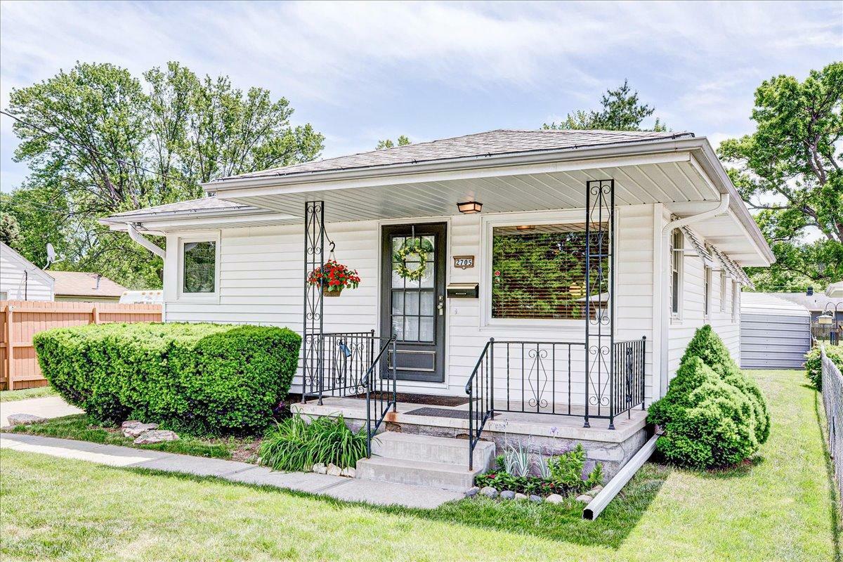 Property Photo:  2705 Ave I  IA 51503 