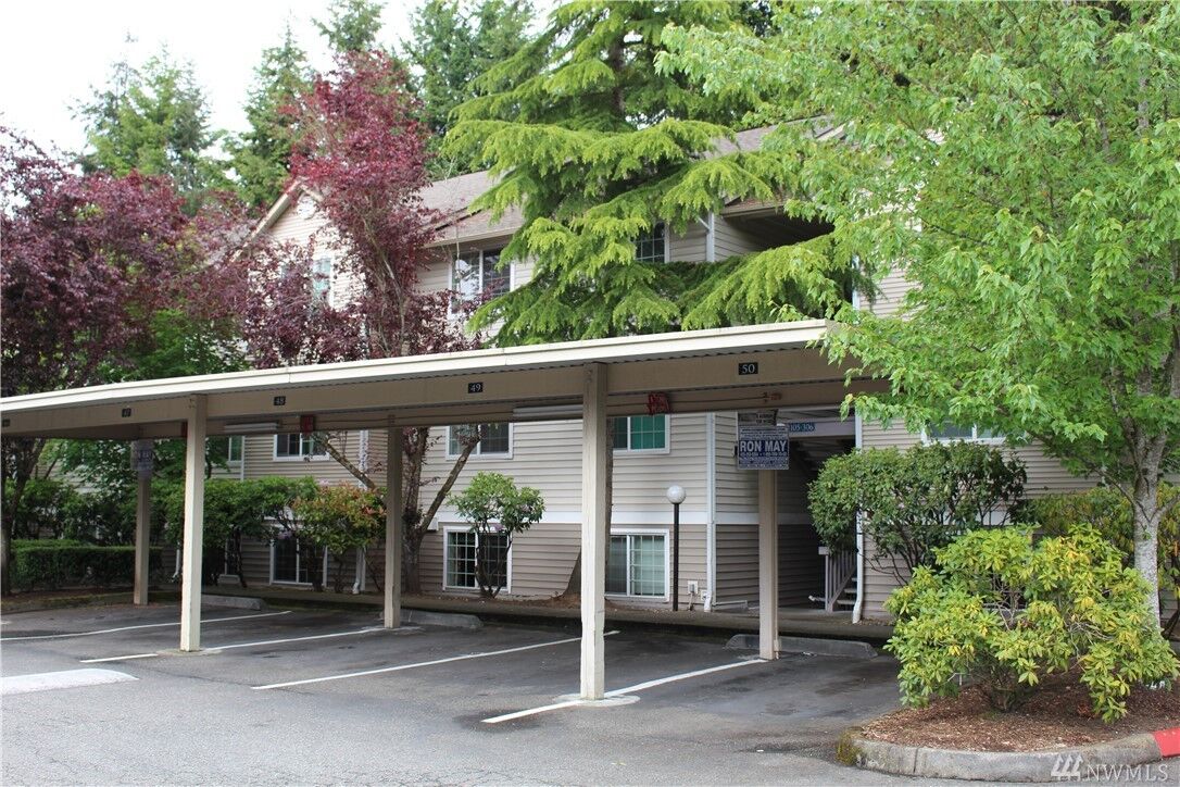 Property Photo:  1009 St SE 112th Street D106  WA 98208 