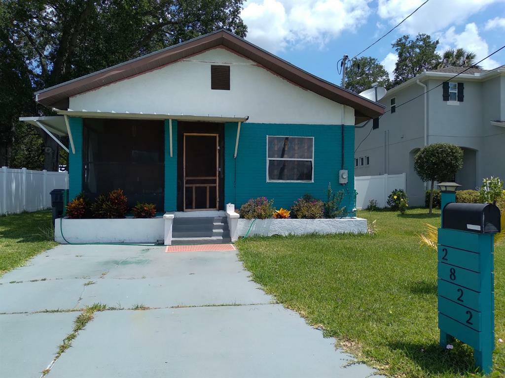Property Photo: 2822 Corrine Street FL 33605