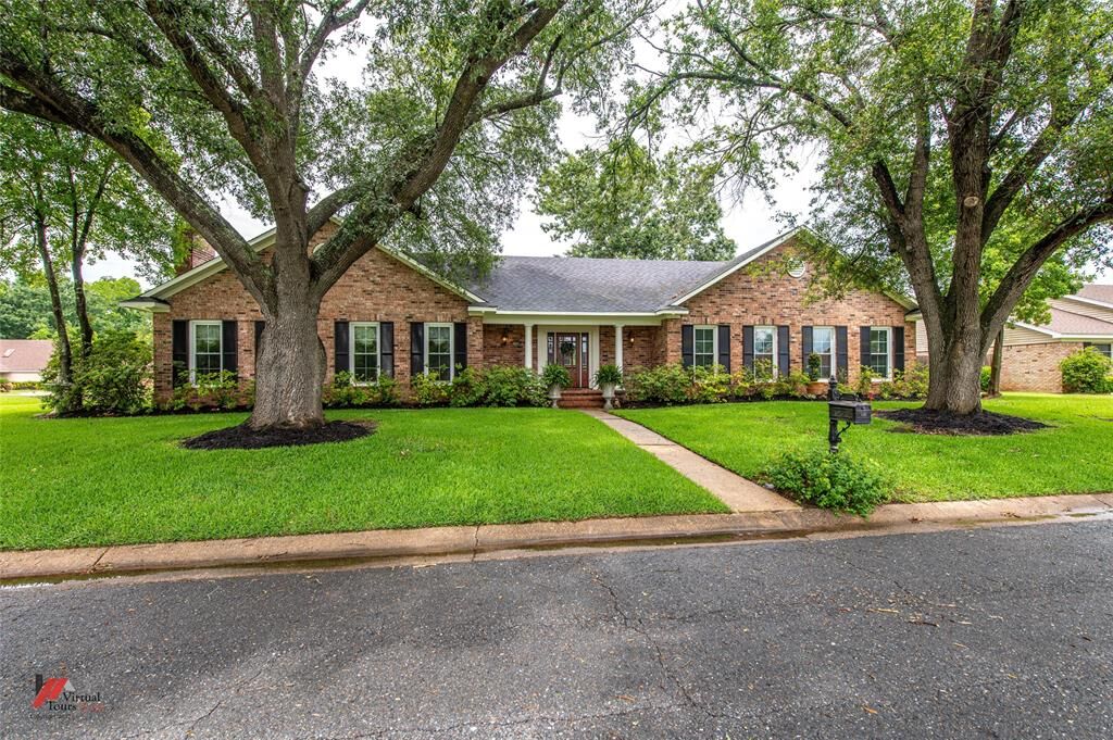 Property Photo:  5409 Concord Street  LA 71111 