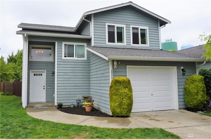 2009 Kelowna Place SE  Port Orchard WA 98366 photo