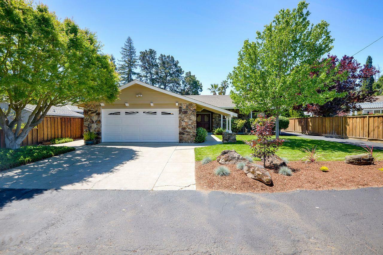 Property Photo:  1140 Payne Drive  CA 94024 