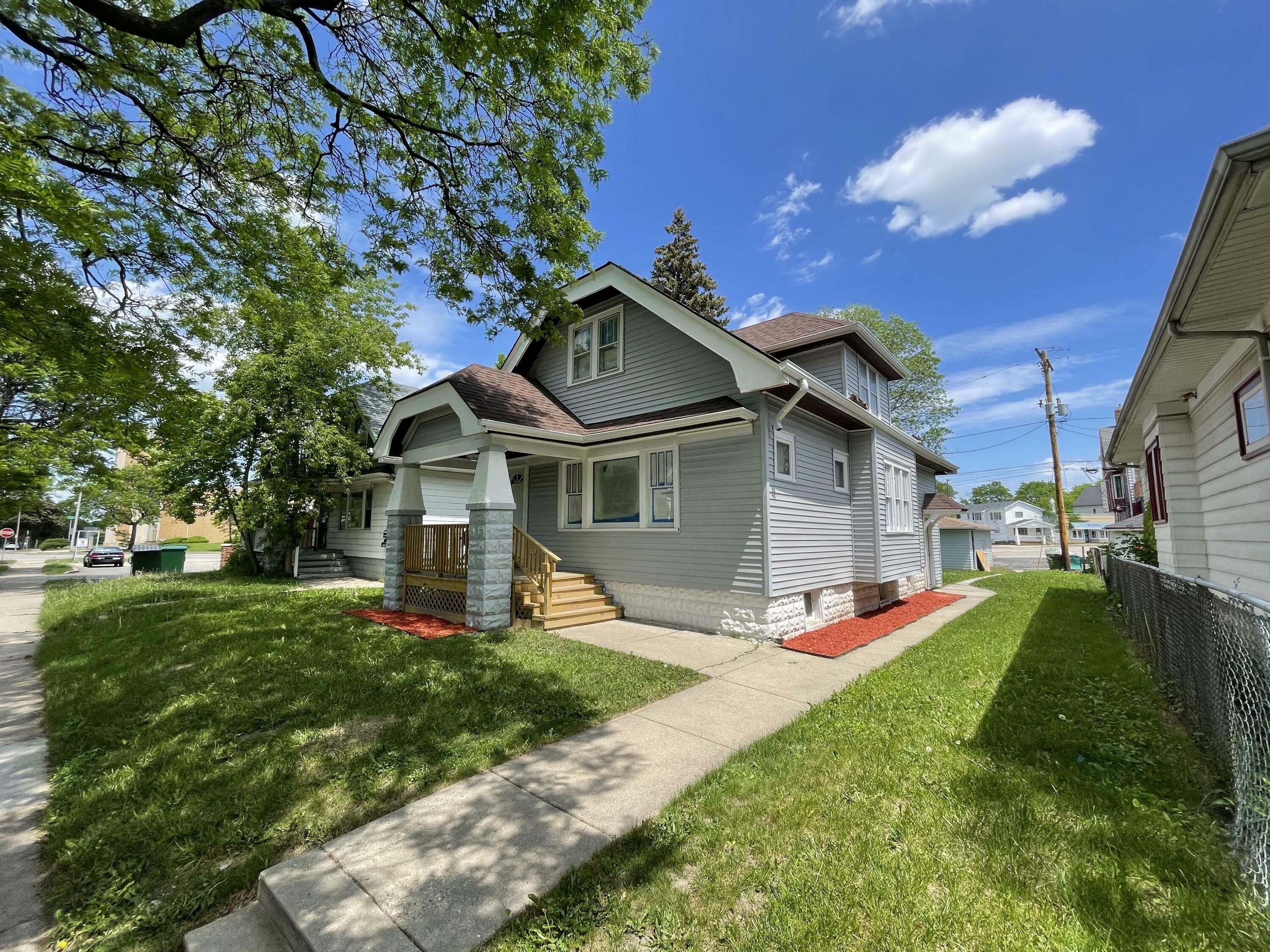 Property Photo:  3324 N 41st St  WI 53216 