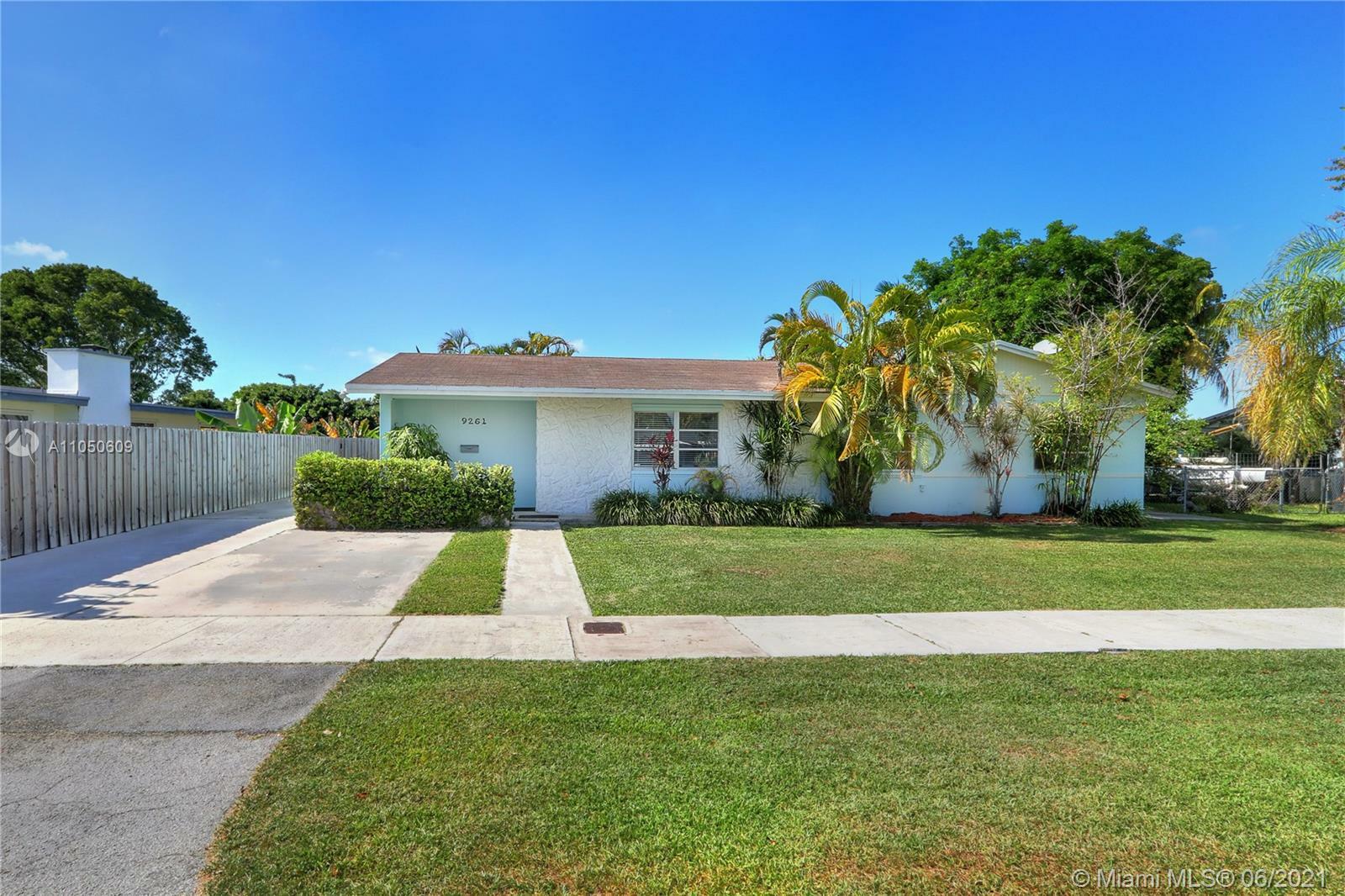 Property Photo:  9261 SW 190th St  FL 33157 