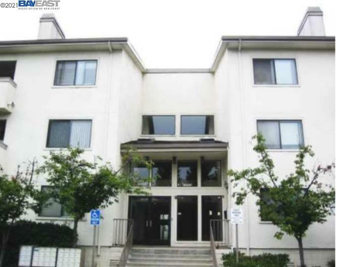 Property Photo:  39993 Fremont Blvd 205  CA 94538 