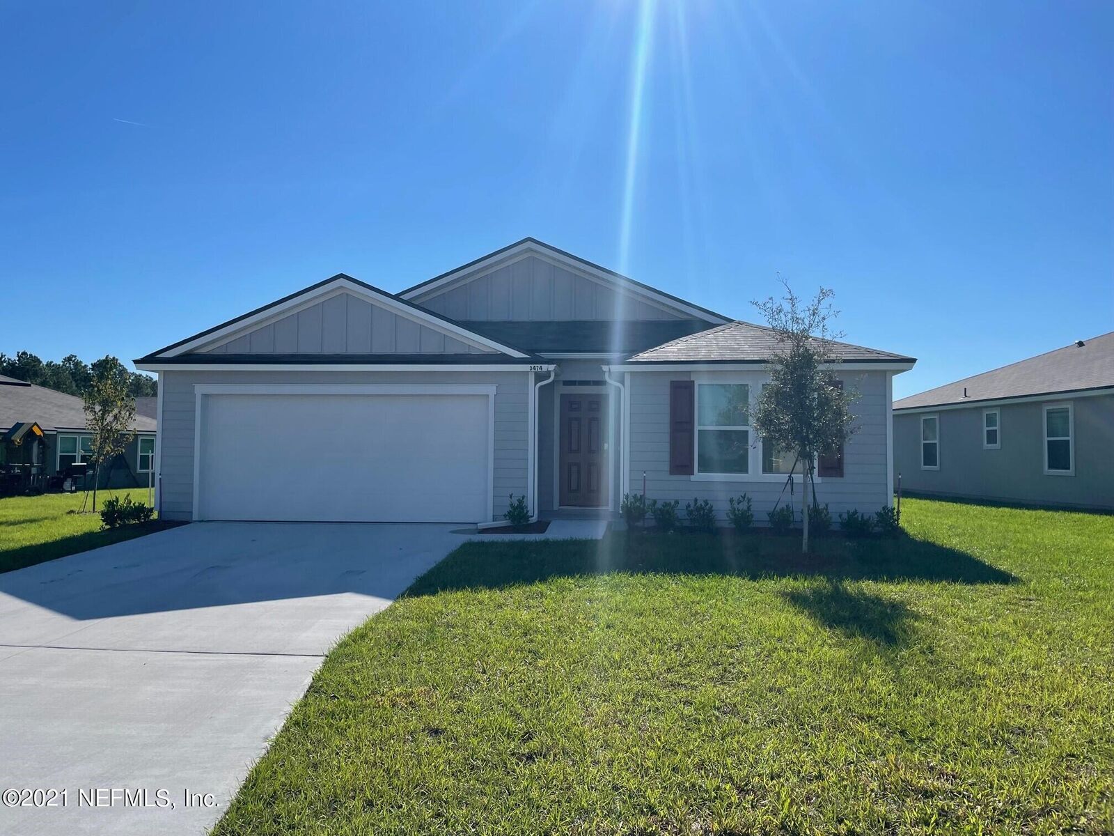 Property Photo: 3474 Cliffside Way FL 32043