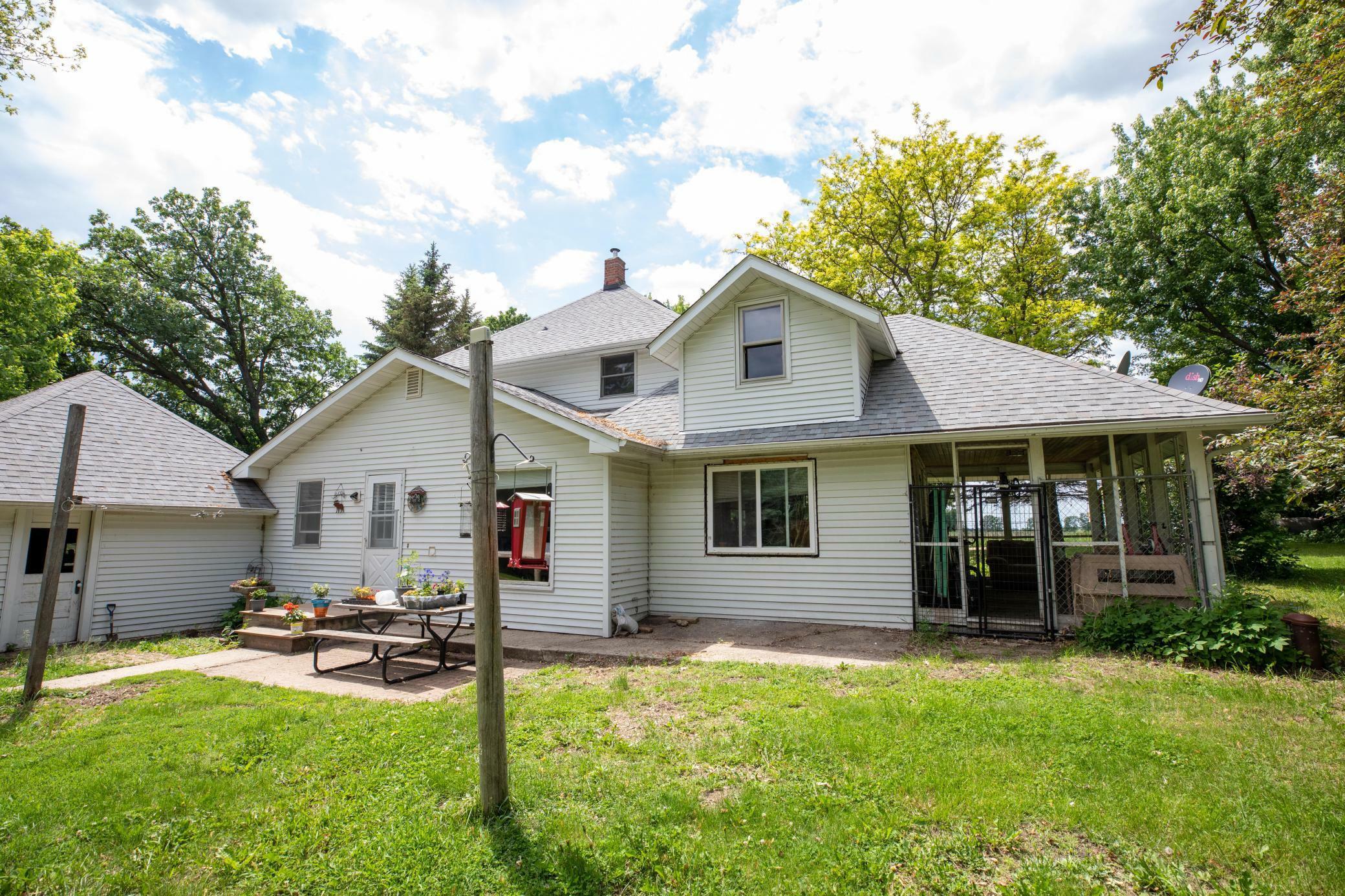 Property Photo: 21937 505th Avenue MN 56055