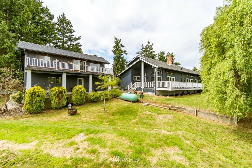 Property Photo:  2475 E Discovery Place  WA 98260 