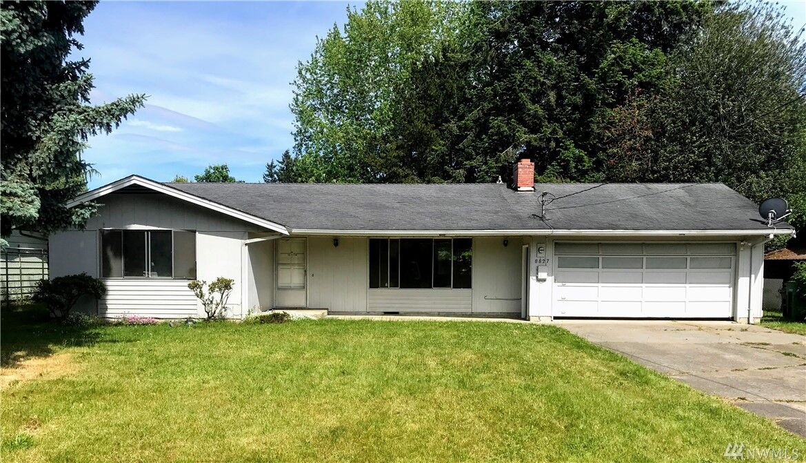 Property Photo:  8827 60th Dr NE  WA 98270 