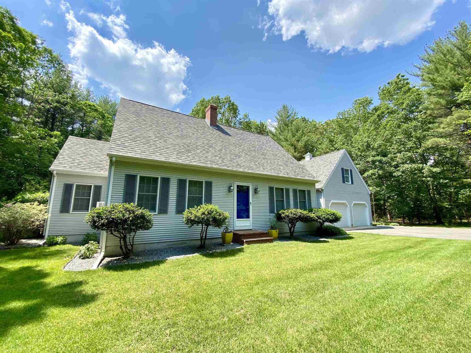 Property Photo:  43 Woods Run  NH 03869 