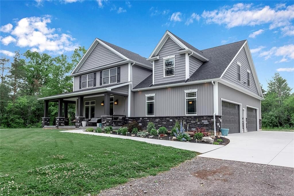 Property Photo:  2279 2nd Street  NY 14072 