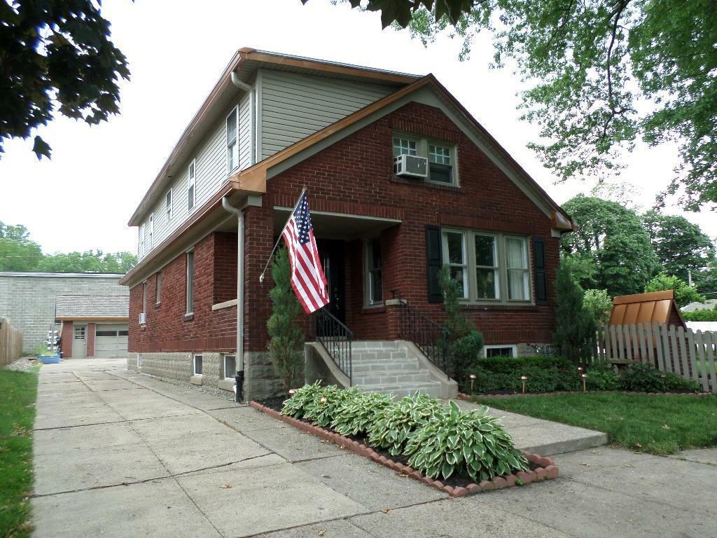Property Photo: 1947 Oxford Street PA 16505