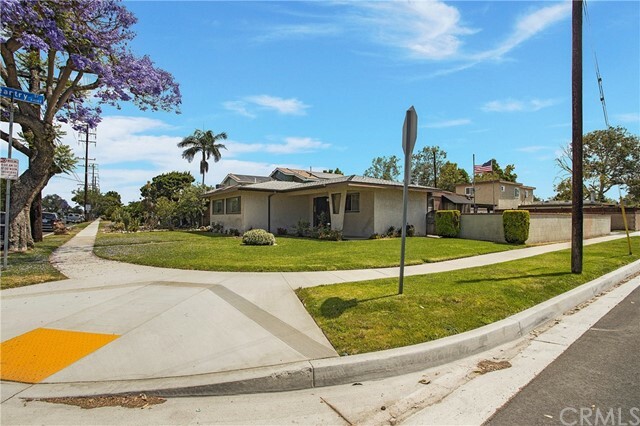 Property Photo:  3062 Palo Verde Avenue  CA 90808 