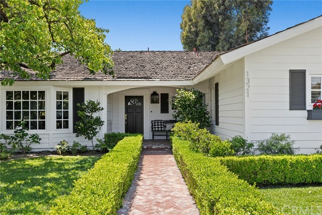 Property Photo: 1321 Oxford Lane CA 92660