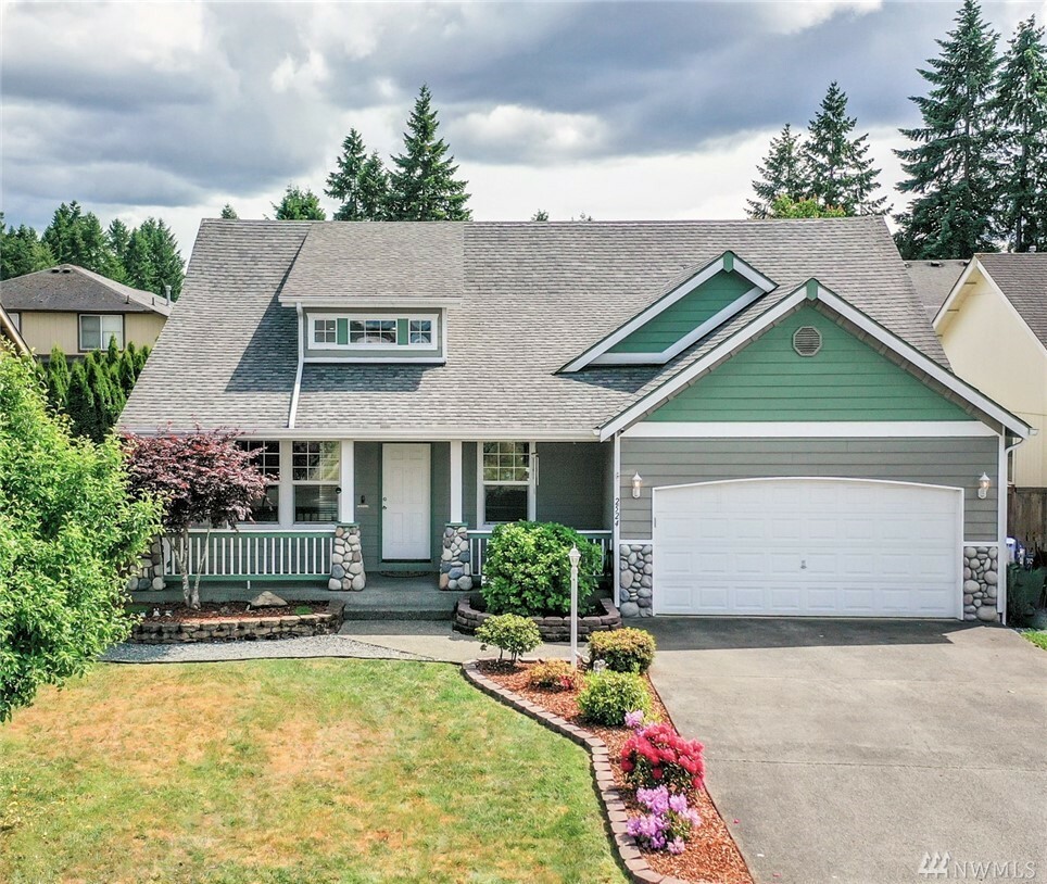 Property Photo:  2524 168th St Ct E  WA 98445 