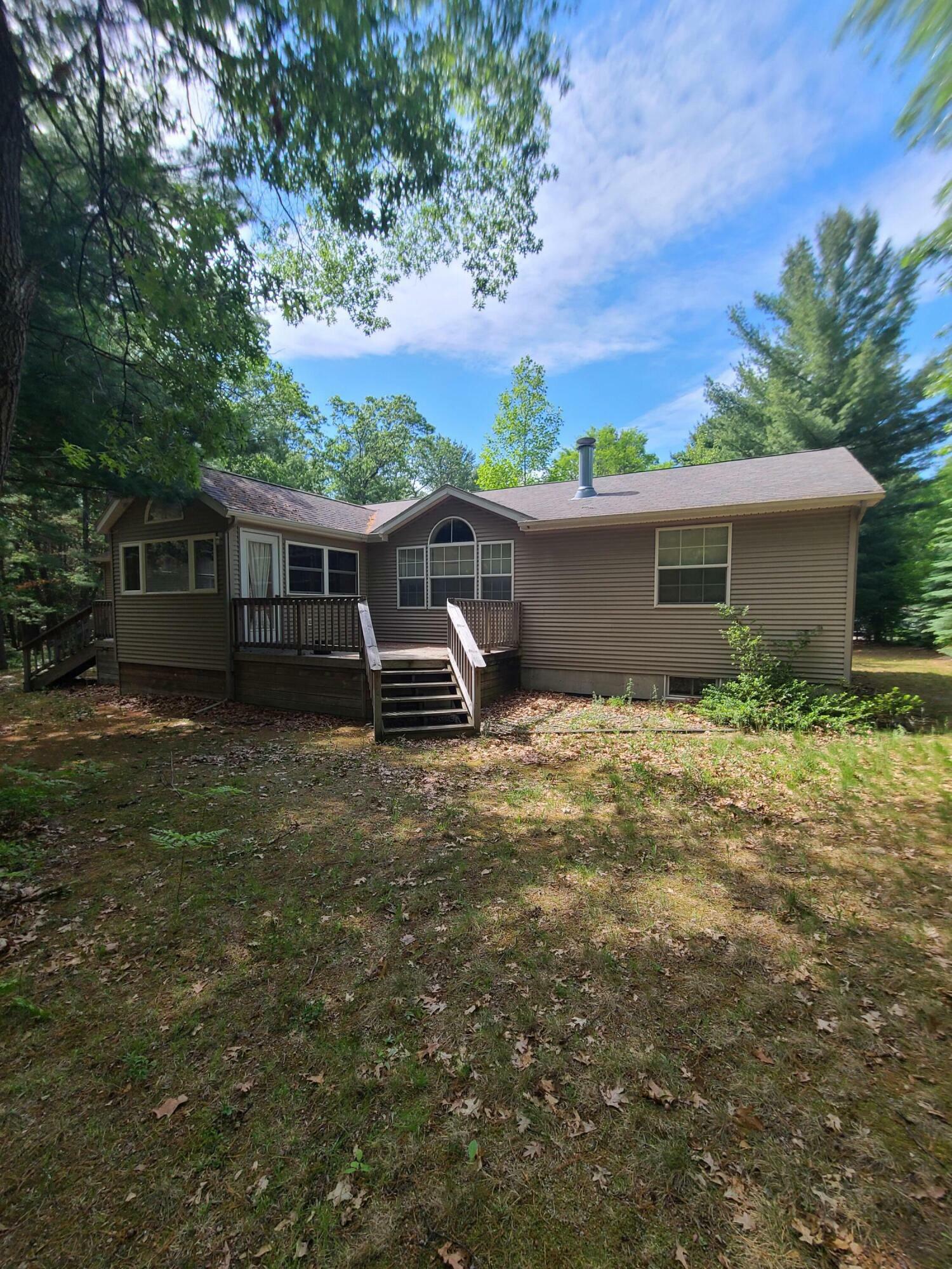 Property Photo:  414 Ridgeview Drive  MI 48651 