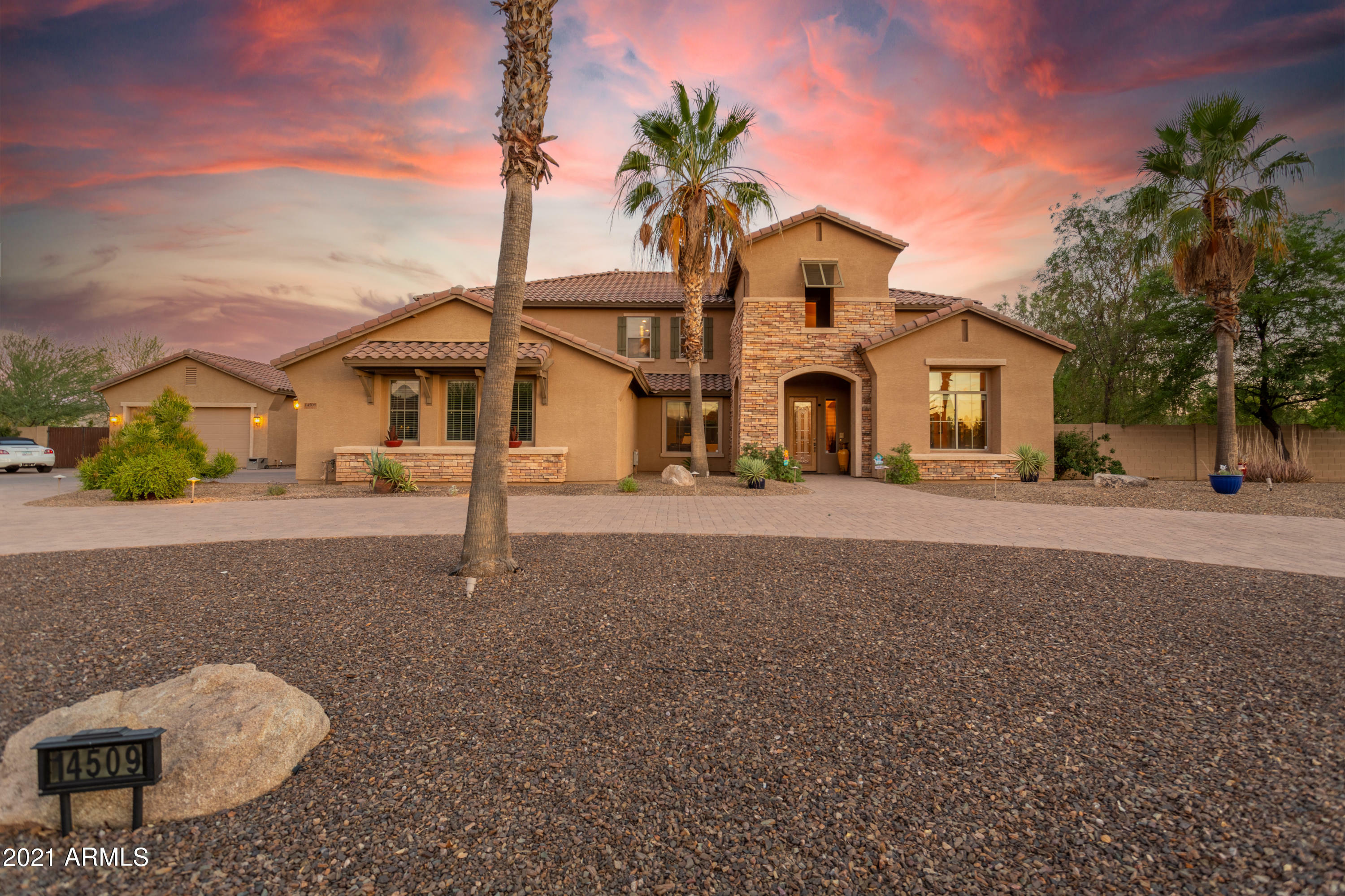 Property Photo:  14509 W Hope Drive  AZ 85379 