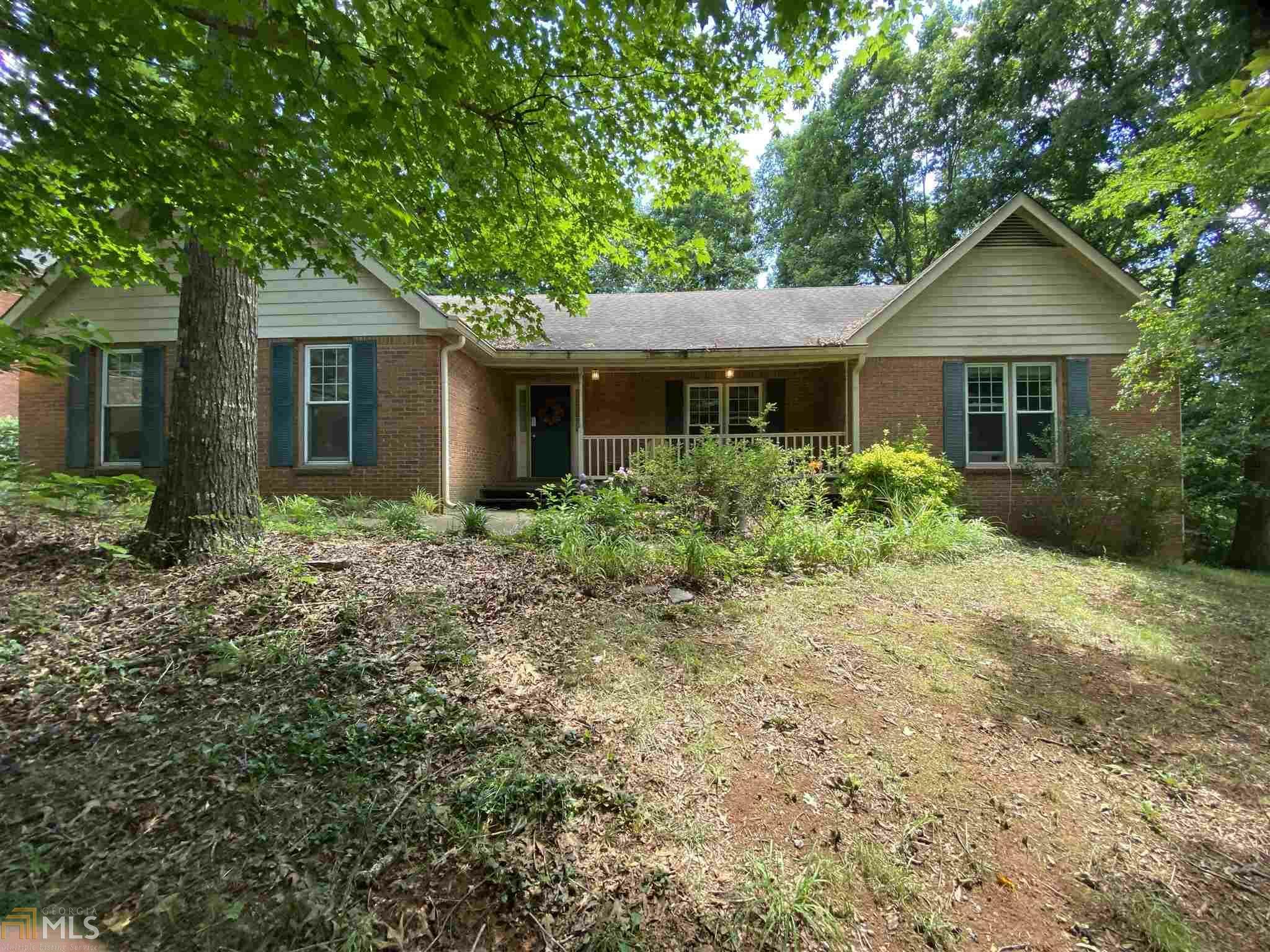 Property Photo:  1639 Rocky Top Drive SW  GA 30047 