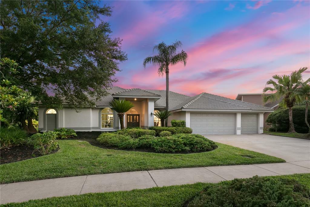 Property Photo: 14210 Banbury Way FL 33624