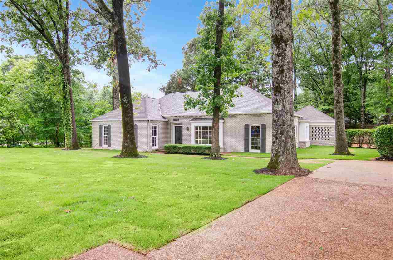 Property Photo:  2415 Kirby Rd  TN 38119 