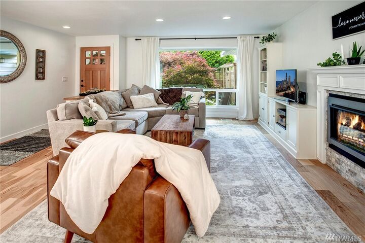 Property Photo:  19106 Olympic View Dr  WA 98020 