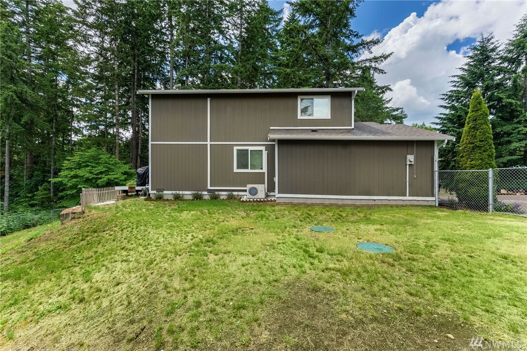 Property Photo: 112 NE Larson Lake Rd WA 98528