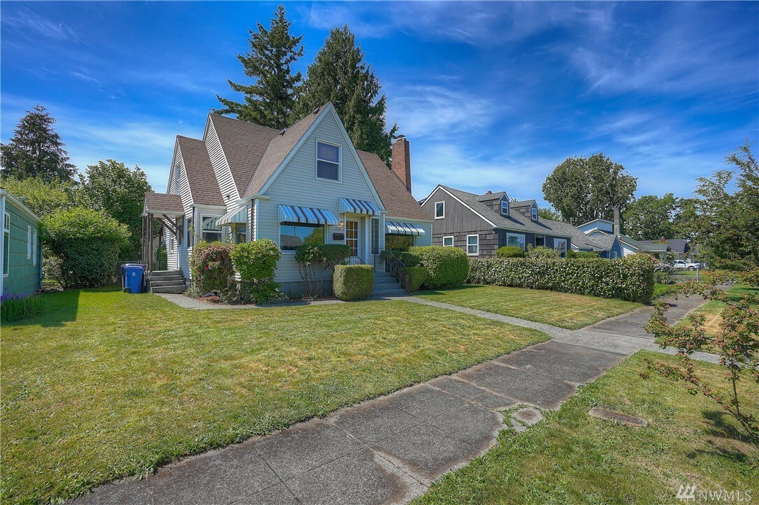 Property Photo:  3826 S Ainsworth Ave  WA 98418 