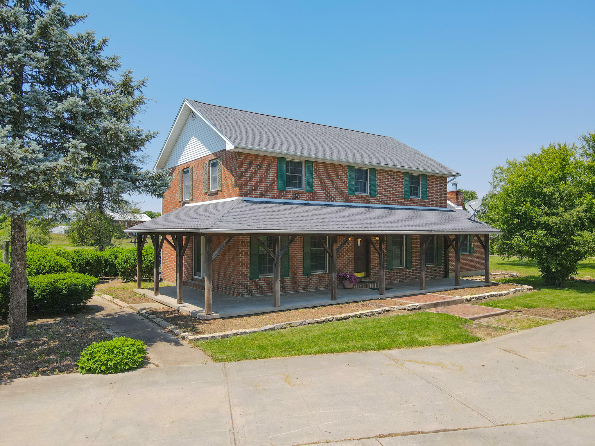 Property Photo:  7883 Brookville Phillipsburg Road  OH 45309 