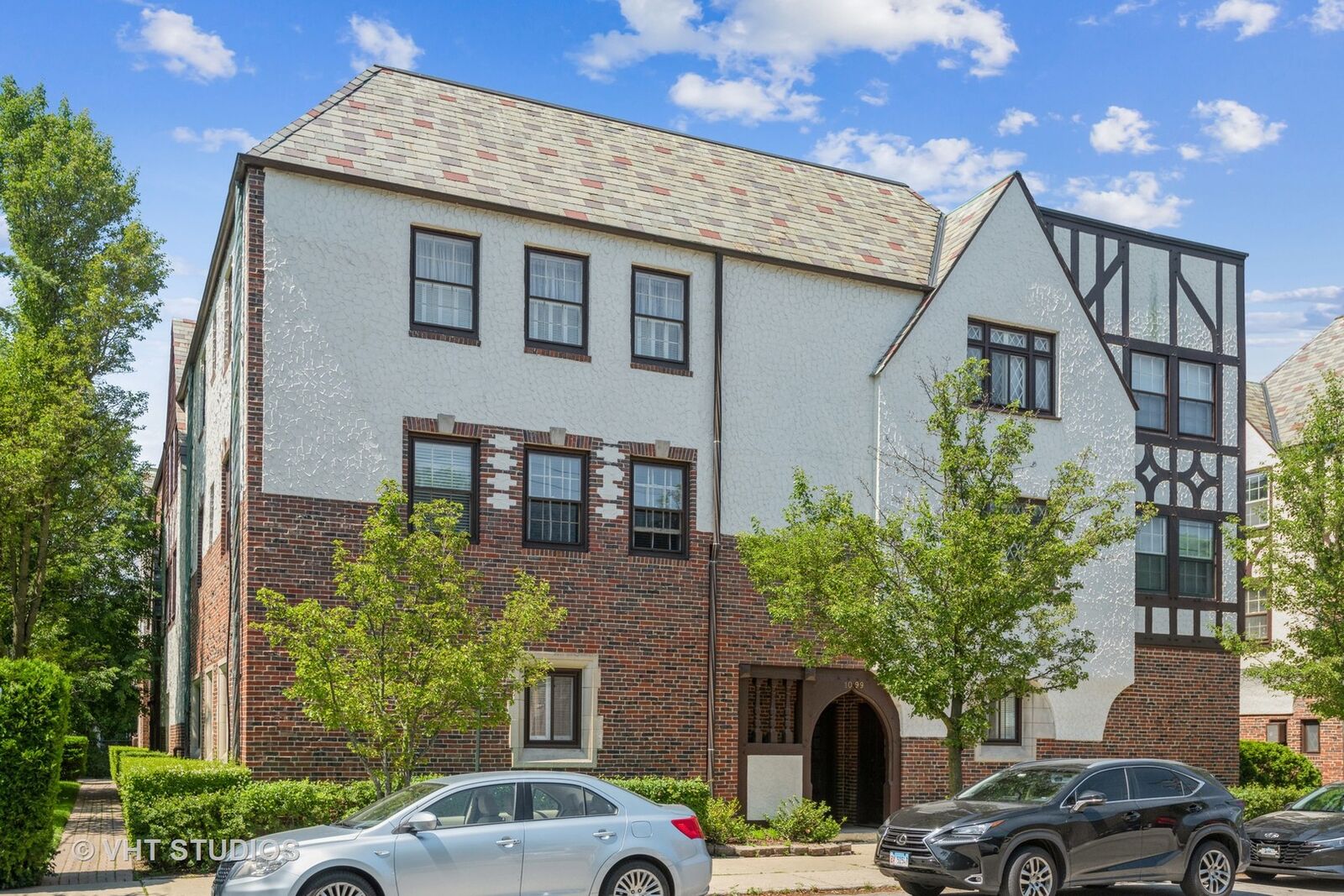 Property Photo:  1101 Merril Street L2  IL 60093 