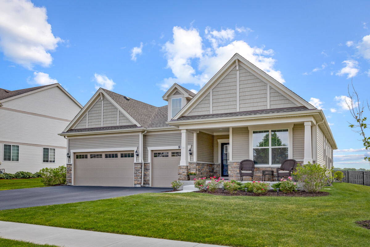 Property Photo: 9165 Sawyer Street IL 60142