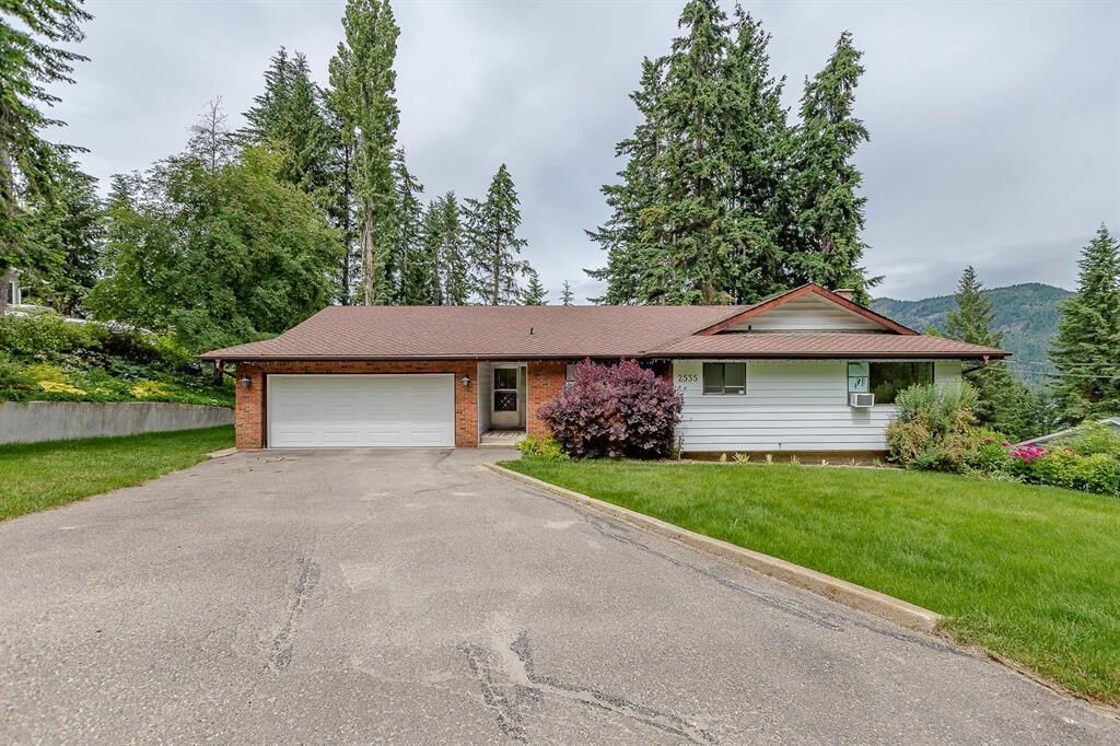 Photo de la propriété:  2535 Island View Road  BC V0E 1H2 