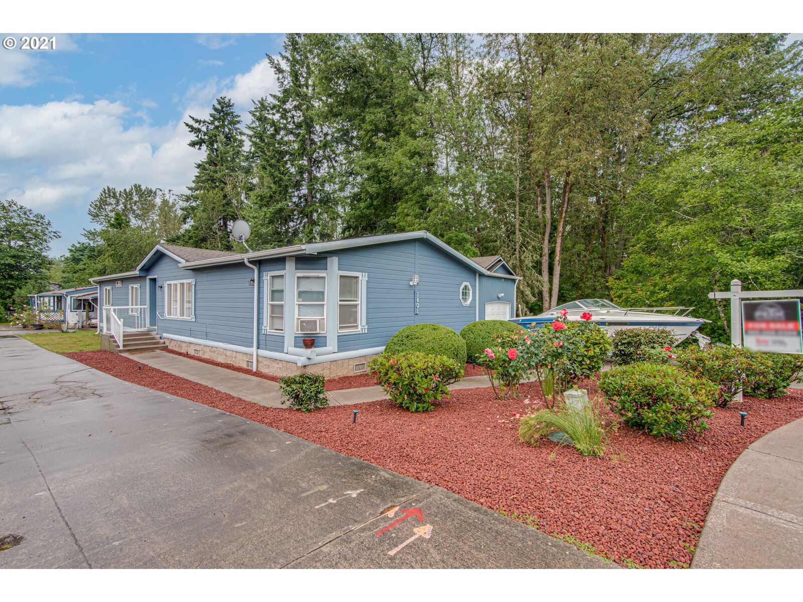 Property Photo:  1801 NE 82nd St  WA 98665 