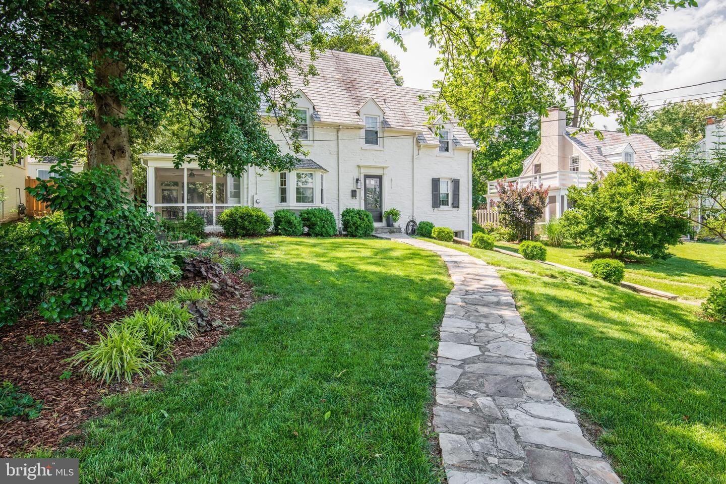 Property Photo:  6022 Fort Hunt Road  VA 22307 