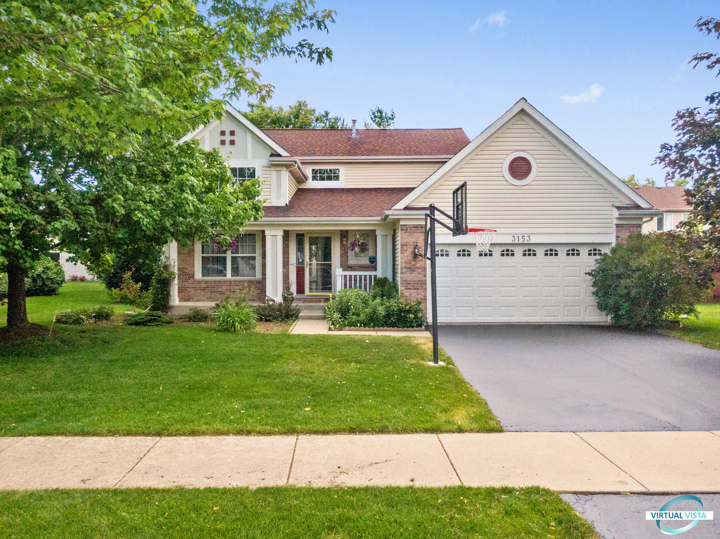 Property Photo: 3153 Bennett Place IL 60502