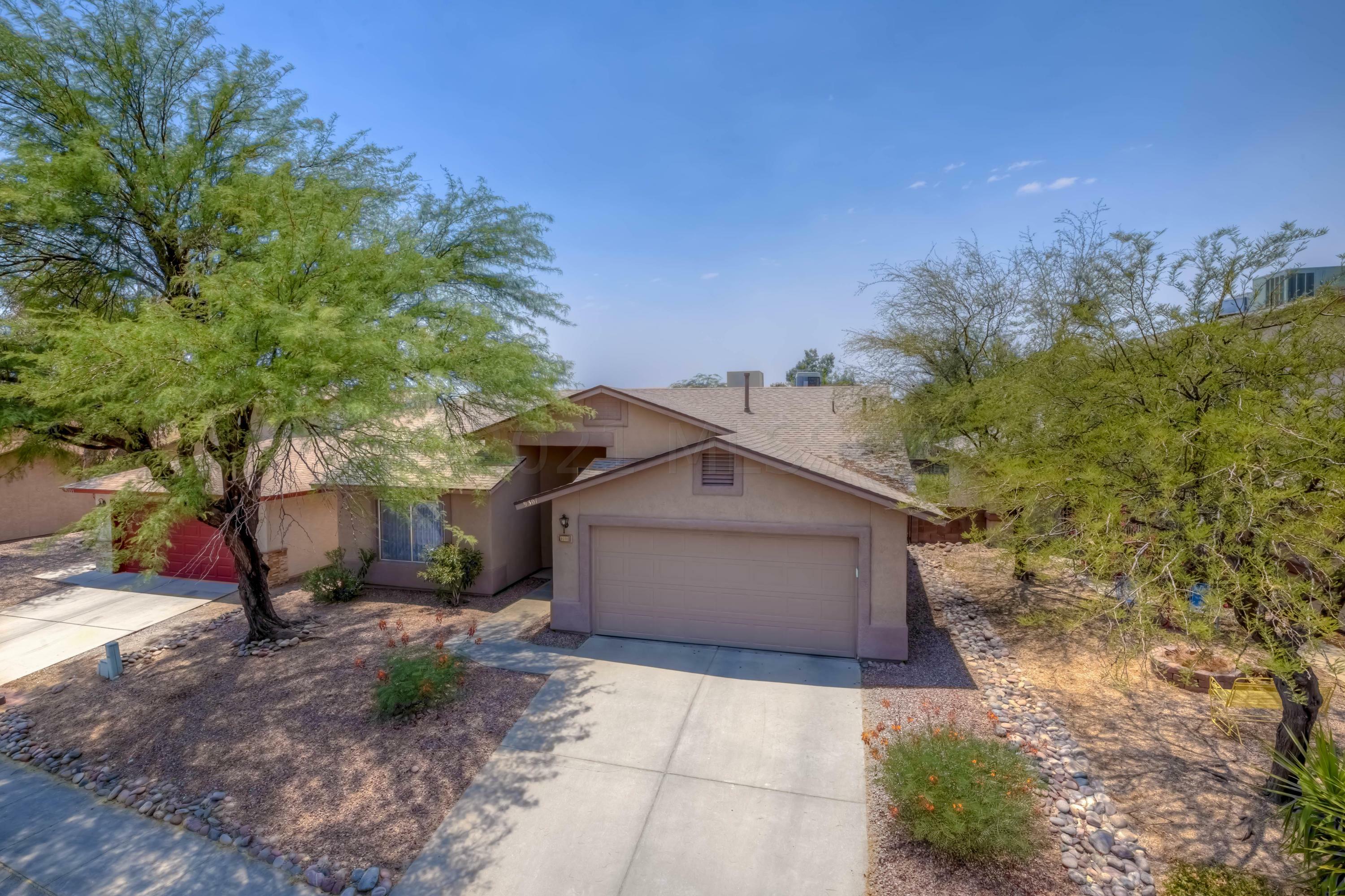 Property Photo:  9301 N Monmouth Court  AZ 85742 