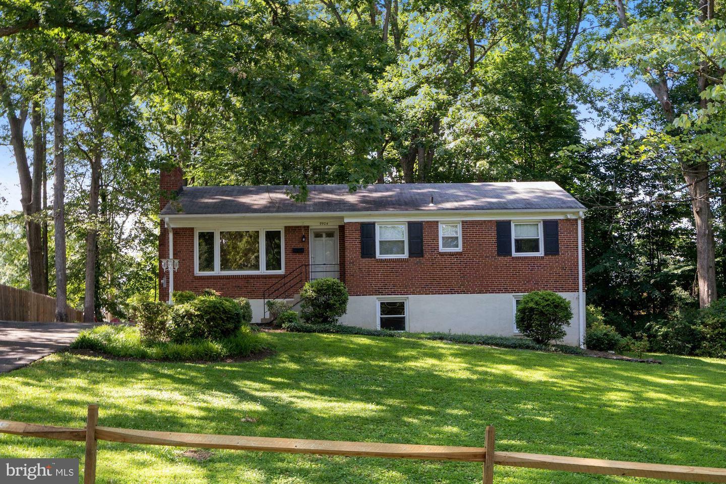 Property Photo:  9904 Duncan Street  VA 22031 