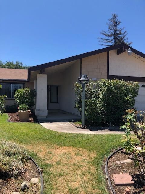 Property Photo: 9398 Big Horn Way CA 95827